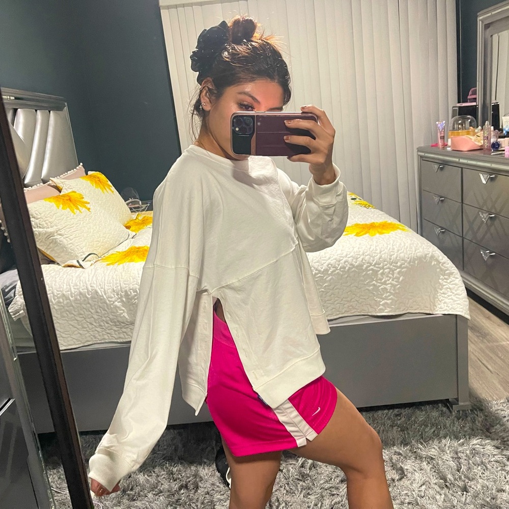 SPIRIT JERSEY White Crew Neck with SLIT on The SIDE